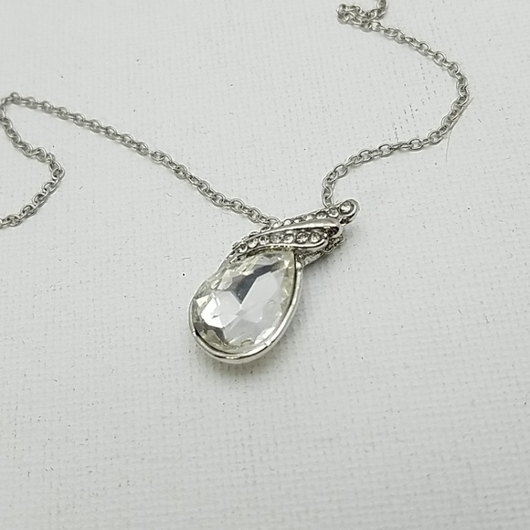 Silver Tone Rhinestone Clear Stone Necklace & Earrings Set - Picture 2 of 3